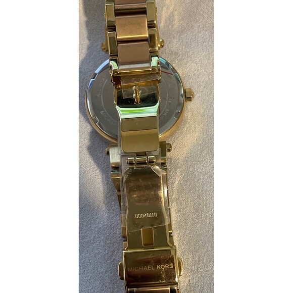 Michael Kors MK6477 Mother of Pearl Dial Two Tone Stainless Steel Women's Watch - Picture 7 of 11